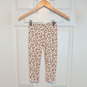 🎈Tahari Girl (Size 5) Tan & White Leopard Print Leggings